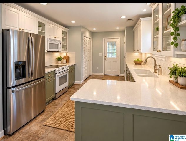 9149 BROOKLINE LANE, Helena, AL 35080