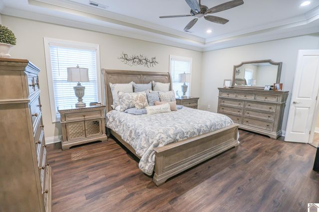 6040 Guyline Drive, Paducah, KY 42001