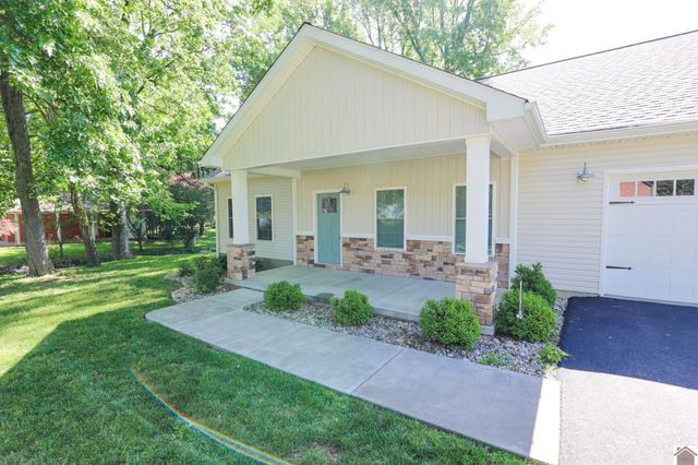 6040 Guyline Drive, Paducah, KY 42001