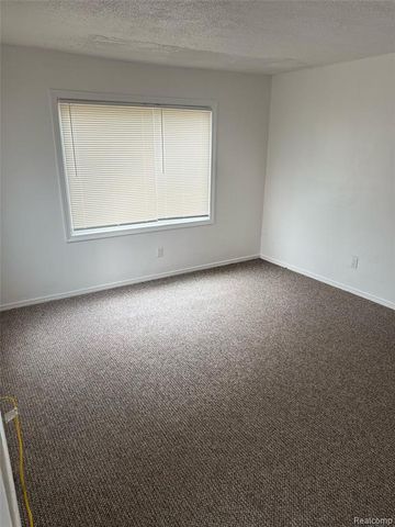 18506 Moenart Street, Detroit, MI 48234