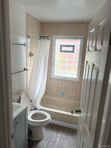 18506 Moenart Street, Detroit, MI 48234