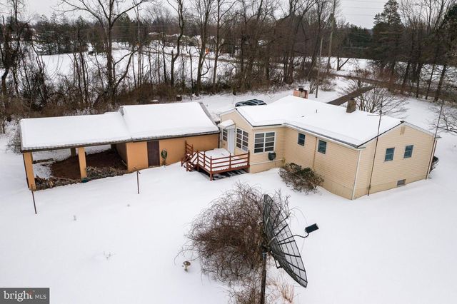 203 ALLEGHENYVILLE RD, Mohnton, PA 19540