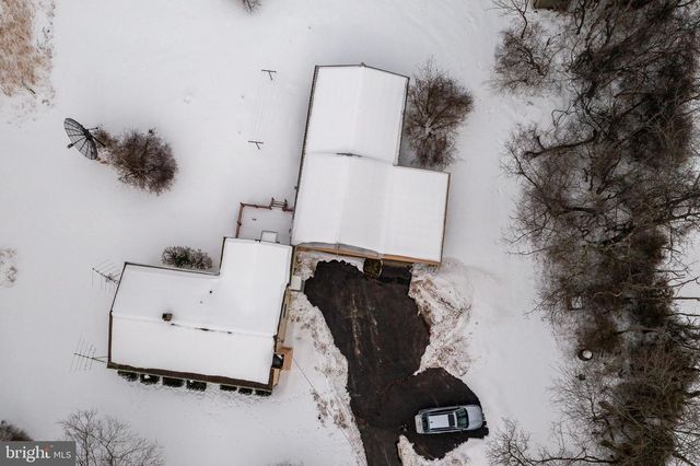 203 ALLEGHENYVILLE RD, Mohnton, PA 19540