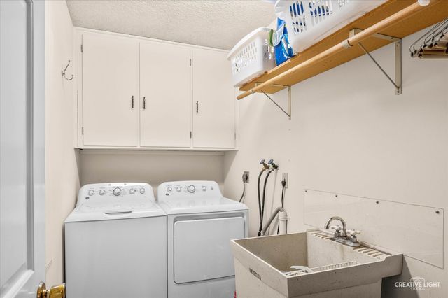 15304 S Indian Boundary Line Road, Plainfield, IL 60544