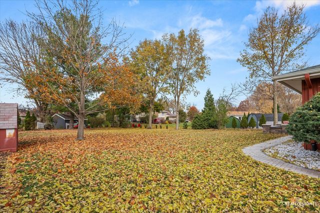 15304 S Indian Boundary Line Road, Plainfield, IL 60544