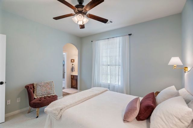 140 Stone Field Court, Waxahachie, TX 75167