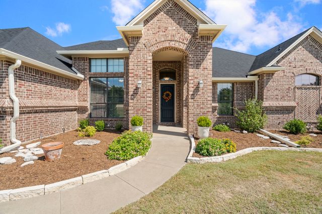 140 Stone Field Court, Waxahachie, TX 75167