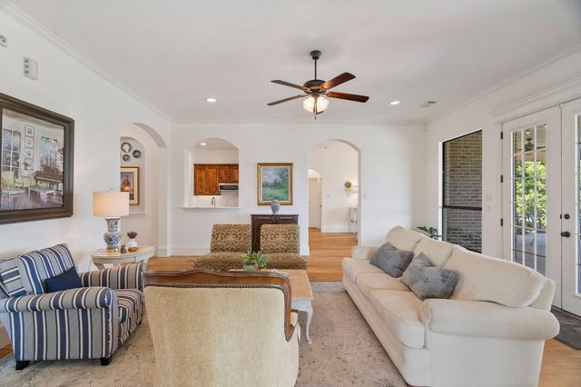 140 Stone Field Court, Waxahachie, TX 75167