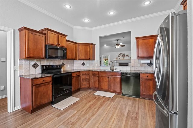 1507 Parkside Circle, Cave Springs, AR 72718