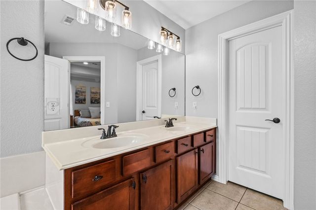 1507 Parkside Circle, Cave Springs, AR 72718