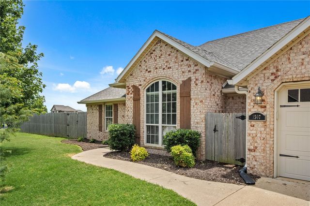 1507 Parkside Circle, Cave Springs, AR 72718