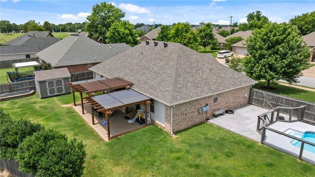 1507 Parkside Circle, Cave Springs, AR 72718