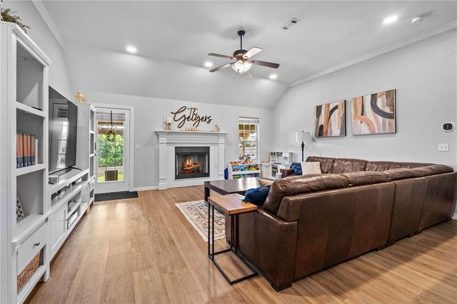 1507 Parkside Circle, Cave Springs, AR 72718