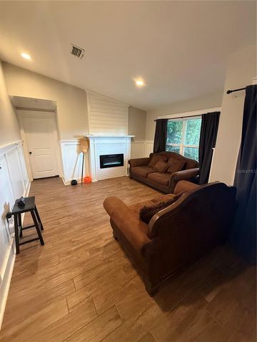 2749 S STEWART STREET, Kissimmee, FL 34746