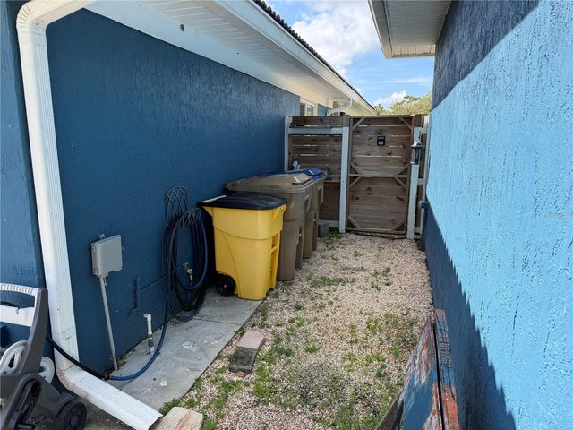 2749 S STEWART STREET, Kissimmee, FL 34746