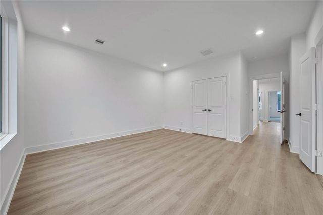 7627 Inwood Grove Lane, Houston, TX 77088