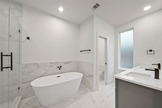 7627 Inwood Grove Lane, Houston, TX 77088