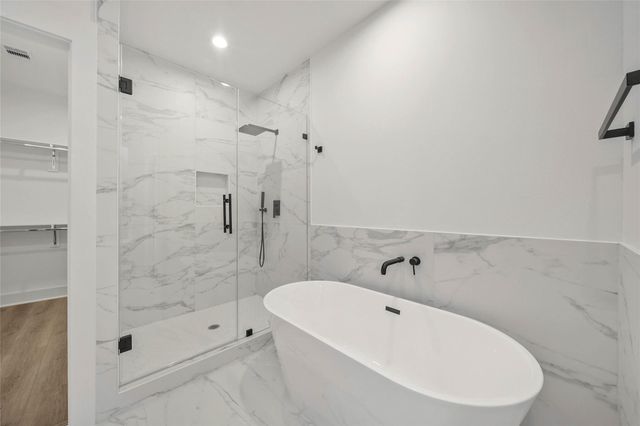 7627 Inwood Grove Lane, Houston, TX 77088