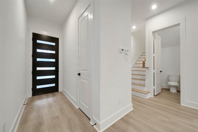 7627 Inwood Grove Lane, Houston, TX 77088