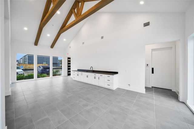 7627 Inwood Grove Lane, Houston, TX 77088
