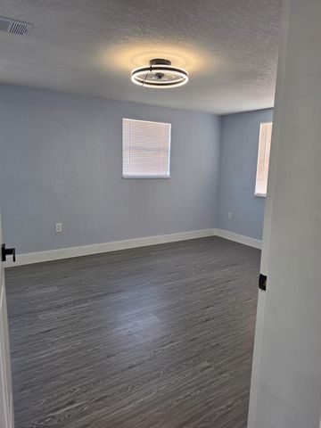 7710 CORAL VINE LANE, Tampa, FL 33619