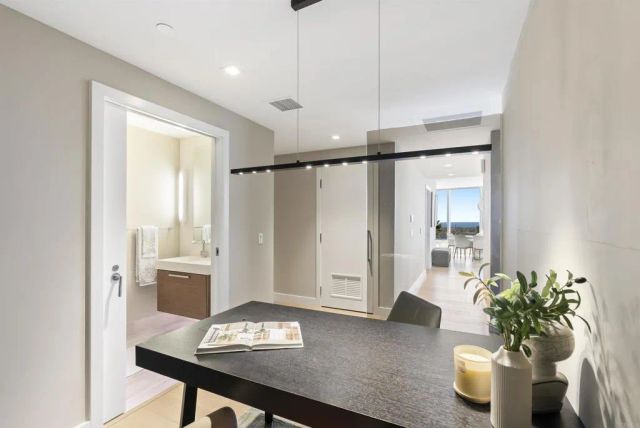 888 W E Street 3002, San Diego, CA 92101