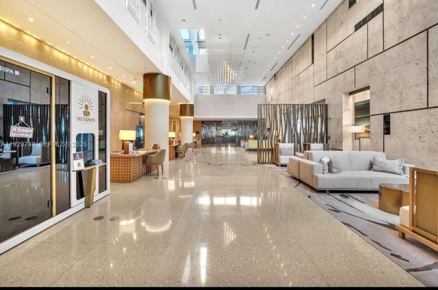 6801 Collins Ave 718, Miami Beach, FL 33141