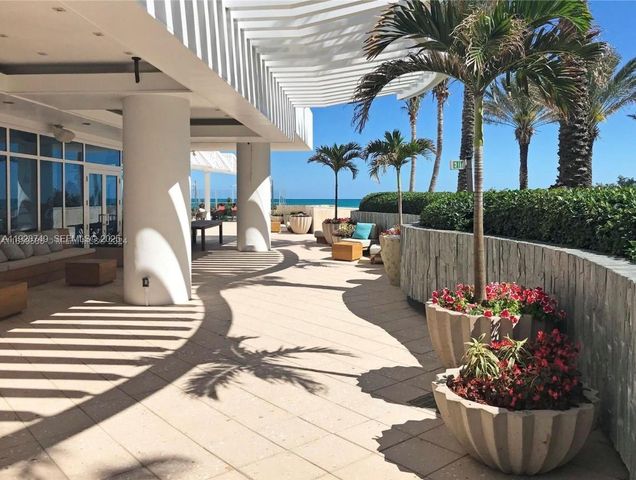 6801 Collins Ave 718, Miami Beach, FL 33141