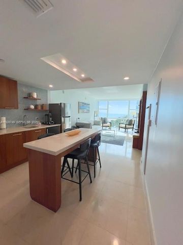 6801 Collins Ave 718, Miami Beach, FL 33141