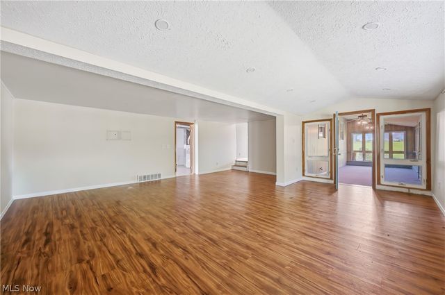1501 Ohltown Mcdonald Road, Mineral Ridge, OH 44440