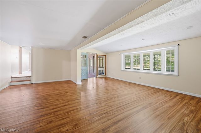 1501 Ohltown Mcdonald Road, Mineral Ridge, OH 44440