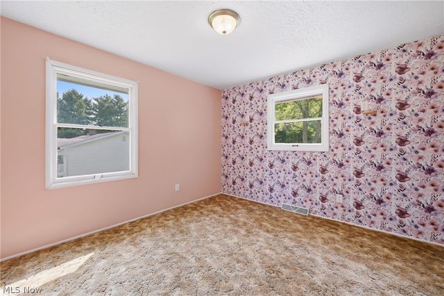 1501 Ohltown Mcdonald Road, Mineral Ridge, OH 44440