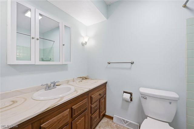 1501 Ohltown Mcdonald Road, Mineral Ridge, OH 44440