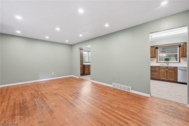 1501 Ohltown Mcdonald Road, Mineral Ridge, OH 44440