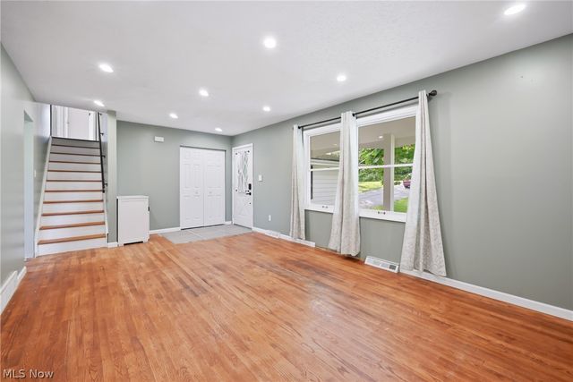 1501 Ohltown Mcdonald Road, Mineral Ridge, OH 44440