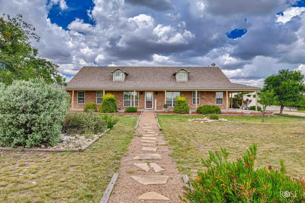 Image 1 of property listing at 5850 Green Oaks Drive, Christoval, TX 76935