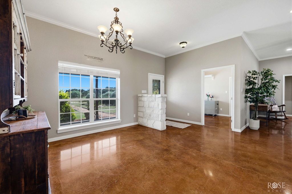 Image 14 of property listing at 5850 Green Oaks Drive, Christoval, TX 76935