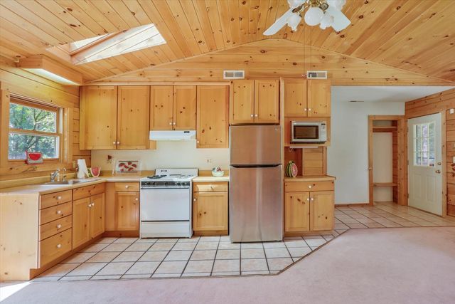 3240 Moshiron Dr, Foresthill, CA 95631
