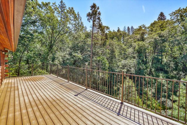 3240 Moshiron Dr, Foresthill, CA 95631
