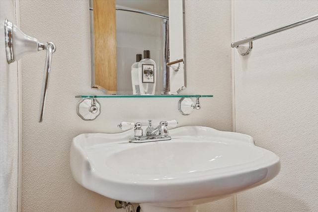 3240 Moshiron Dr, Foresthill, CA 95631