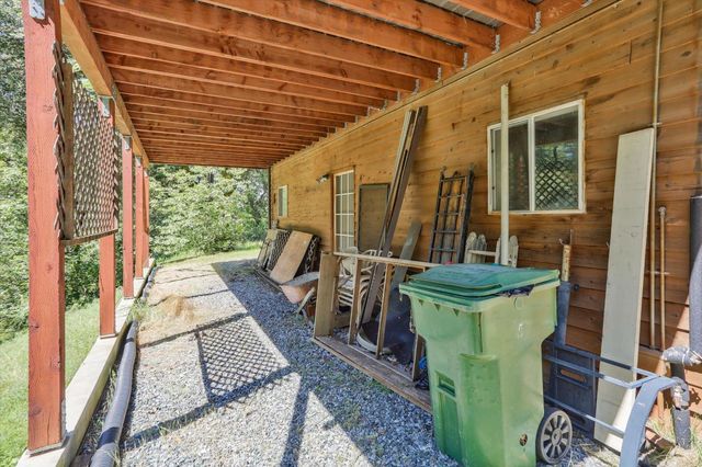 3240 Moshiron Dr, Foresthill, CA 95631