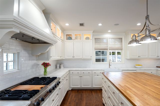 6431 Stichter Avenue, Dallas, TX 75230