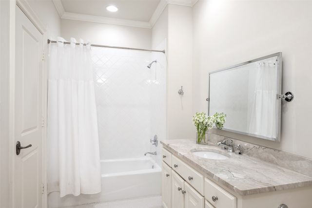 6431 Stichter Avenue, Dallas, TX 75230