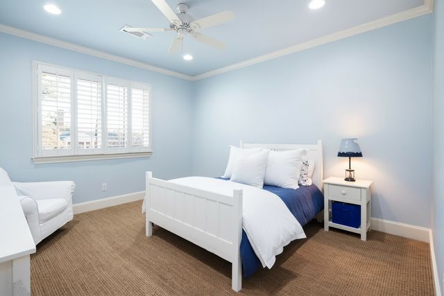 6431 Stichter Avenue, Dallas, TX 75230