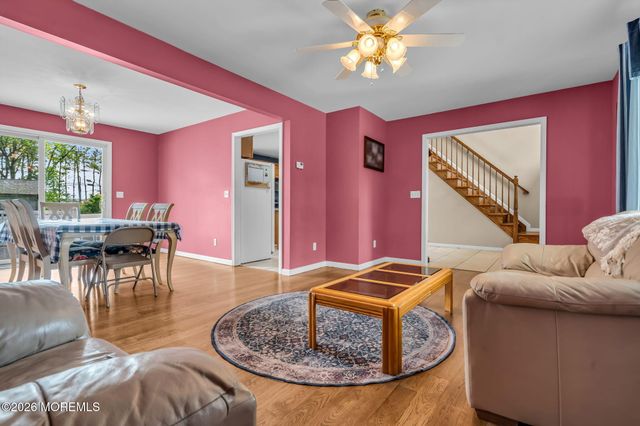 7 Musket Place, Toms River, NJ 08753