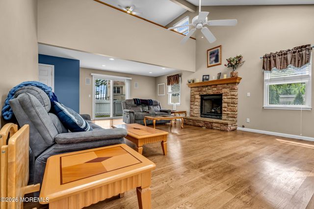 7 Musket Place, Toms River, NJ 08753