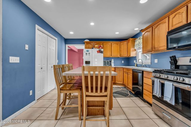7 Musket Place, Toms River, NJ 08753