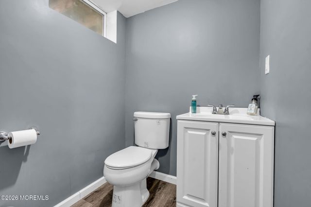 7 Musket Place, Toms River, NJ 08753