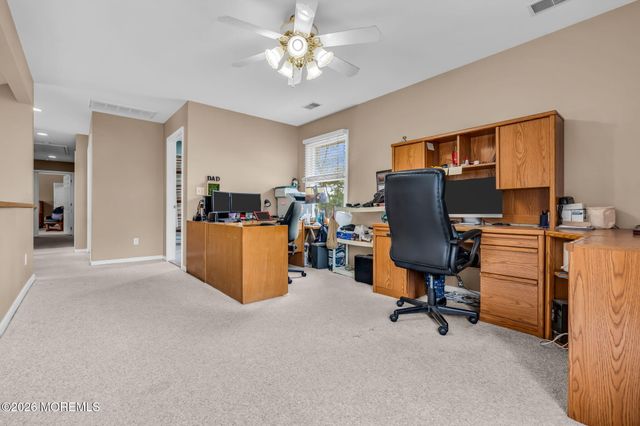 7 Musket Place, Toms River, NJ 08753
