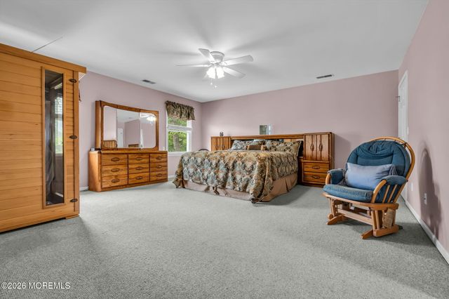 7 Musket Place, Toms River, NJ 08753